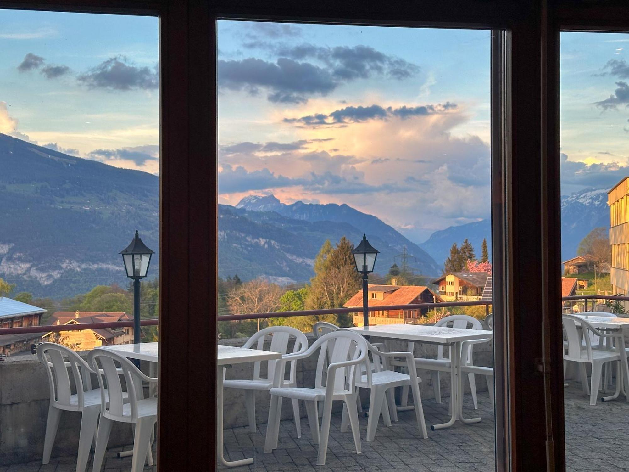 Hotel Aeschipark Aeschi Bei Spiez Esterno foto