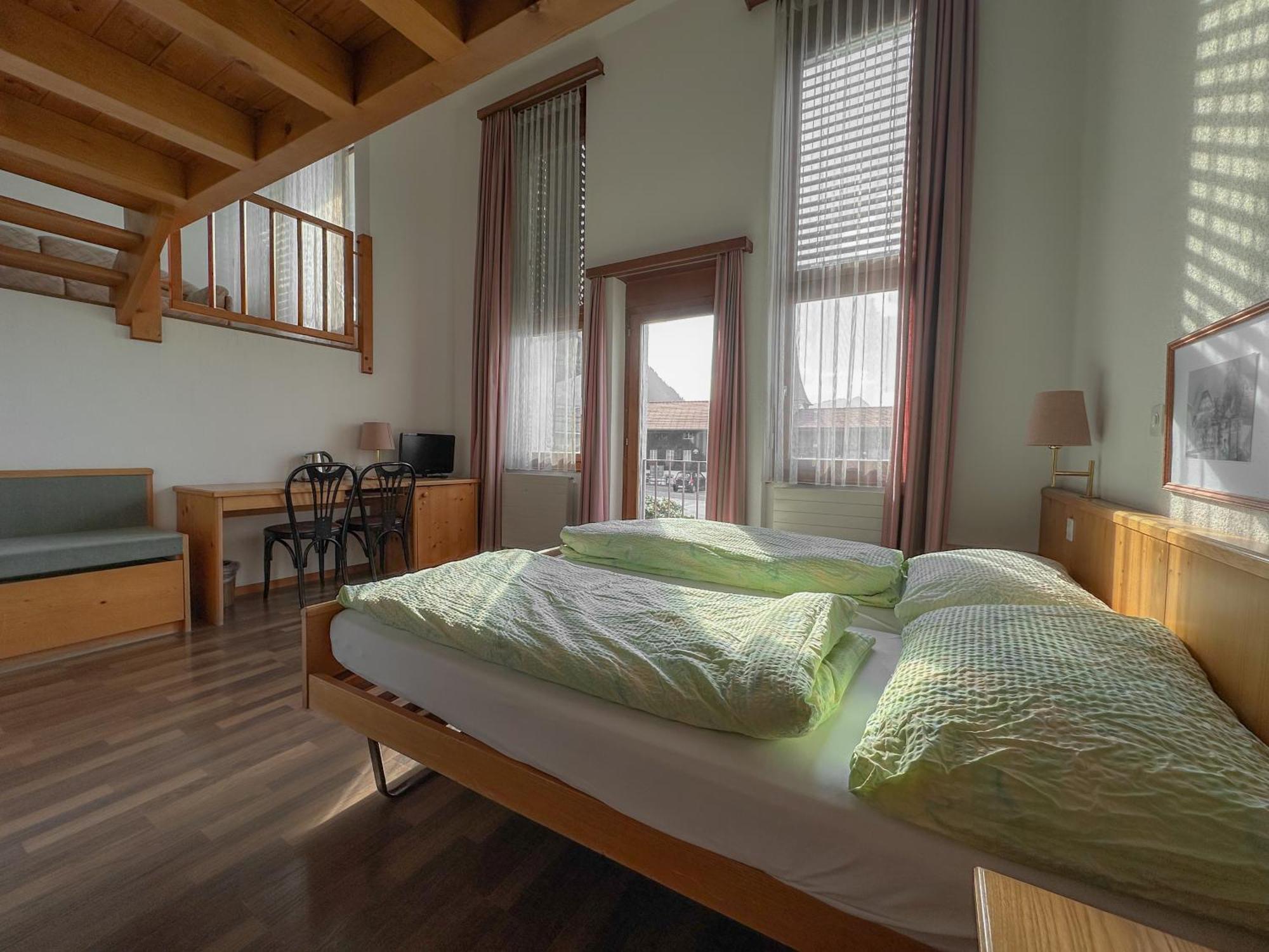 Hotel Aeschipark Aeschi Bei Spiez Esterno foto
