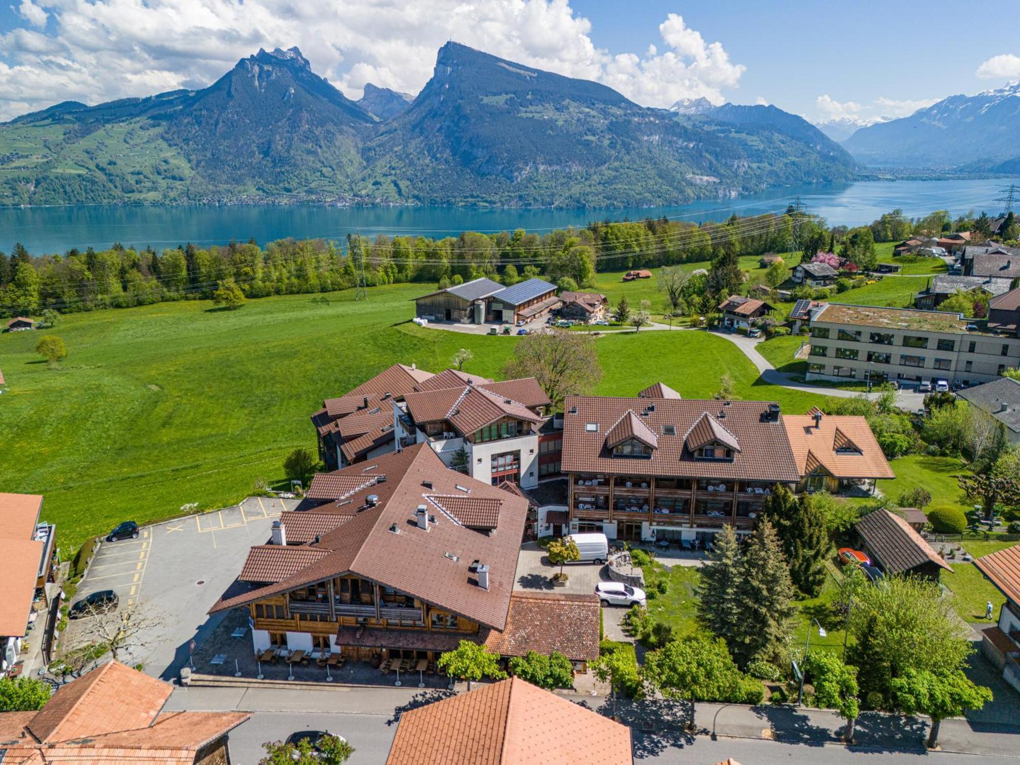 Hotel Aeschipark Aeschi Bei Spiez Esterno foto